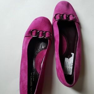 NEW via spiga 8.5 purple flat suede